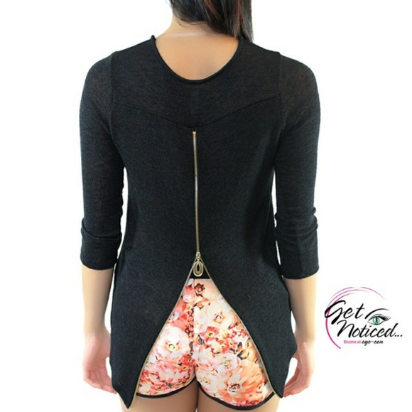 Ceirra Knit Sweatee Top with Back Zipper - Picture 2 of 2